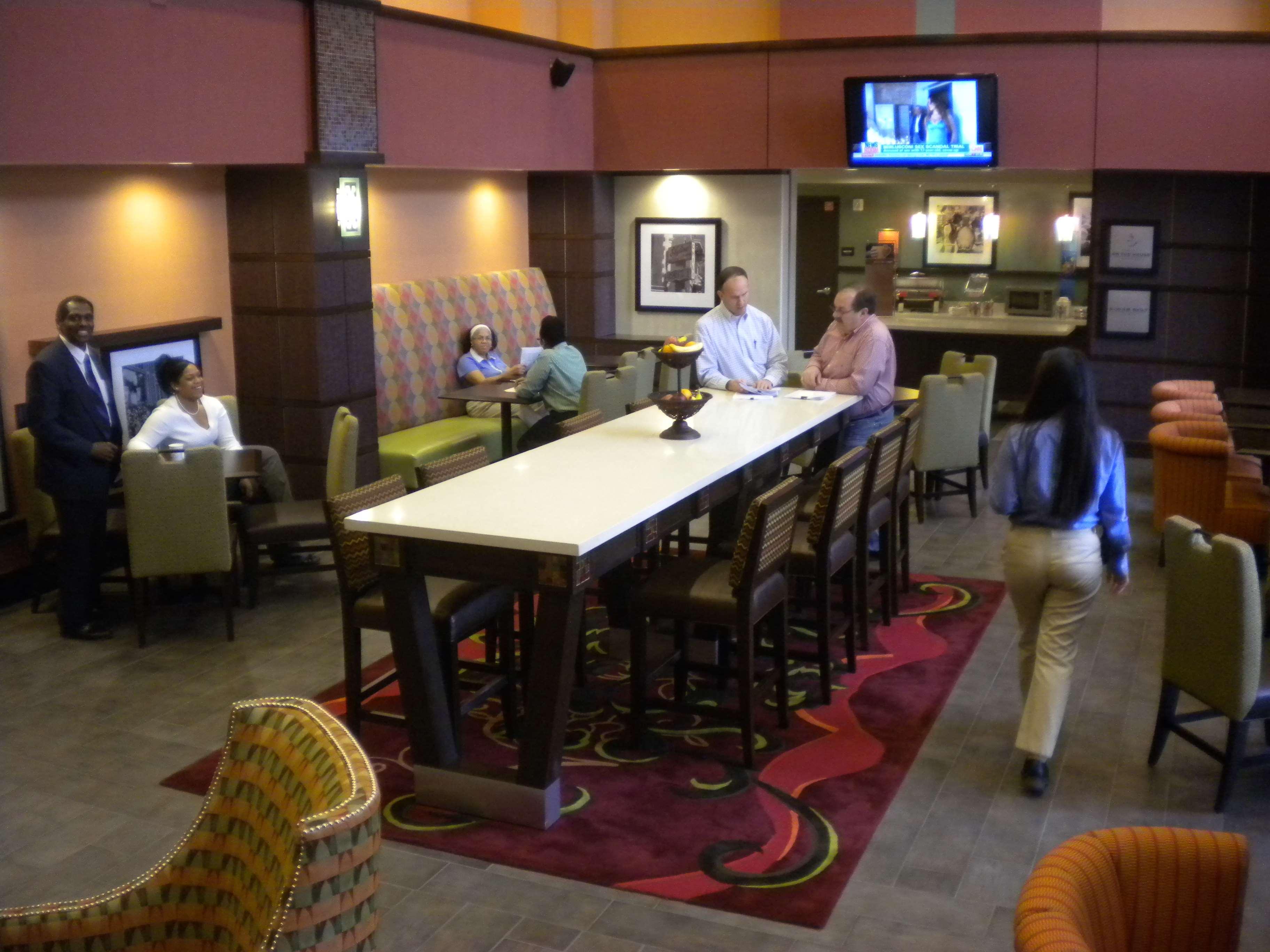 Hampton Inn & Suites Cincinnati / Uptown - University Area Интерьер фото