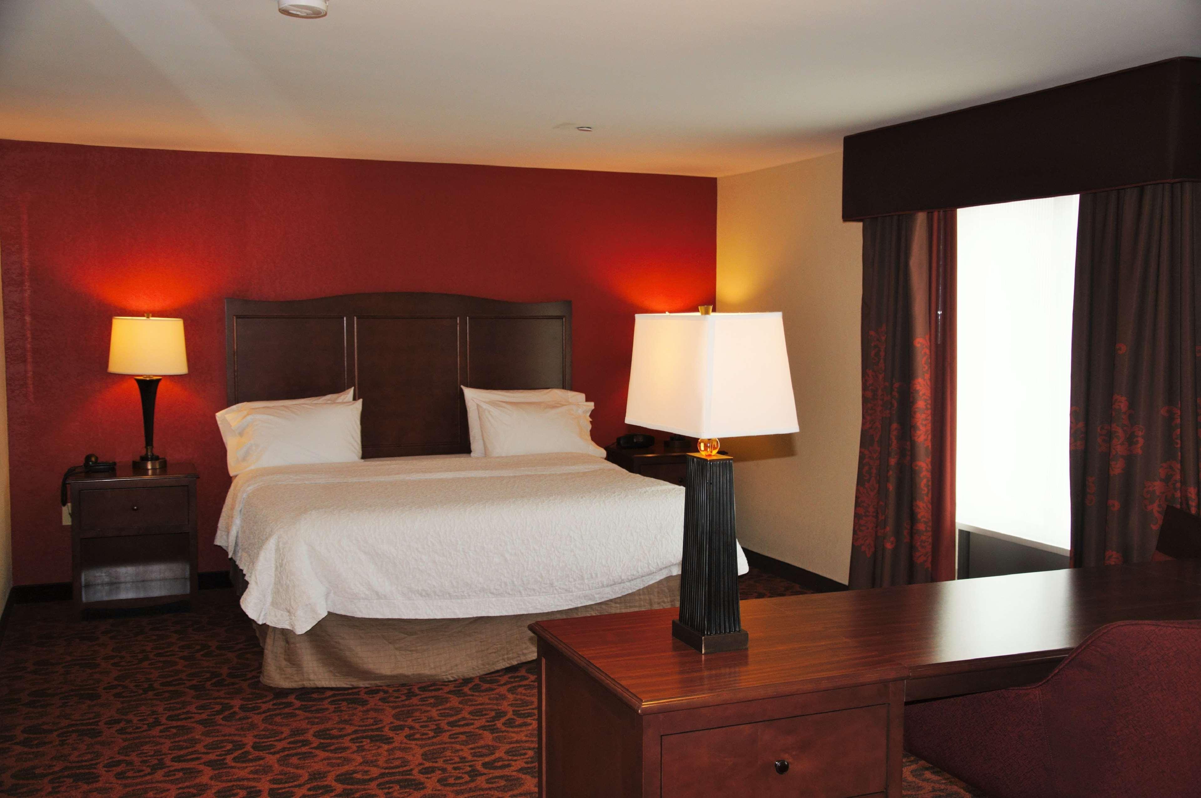 Hampton Inn & Suites Cincinnati / Uptown - University Area Экстерьер фото