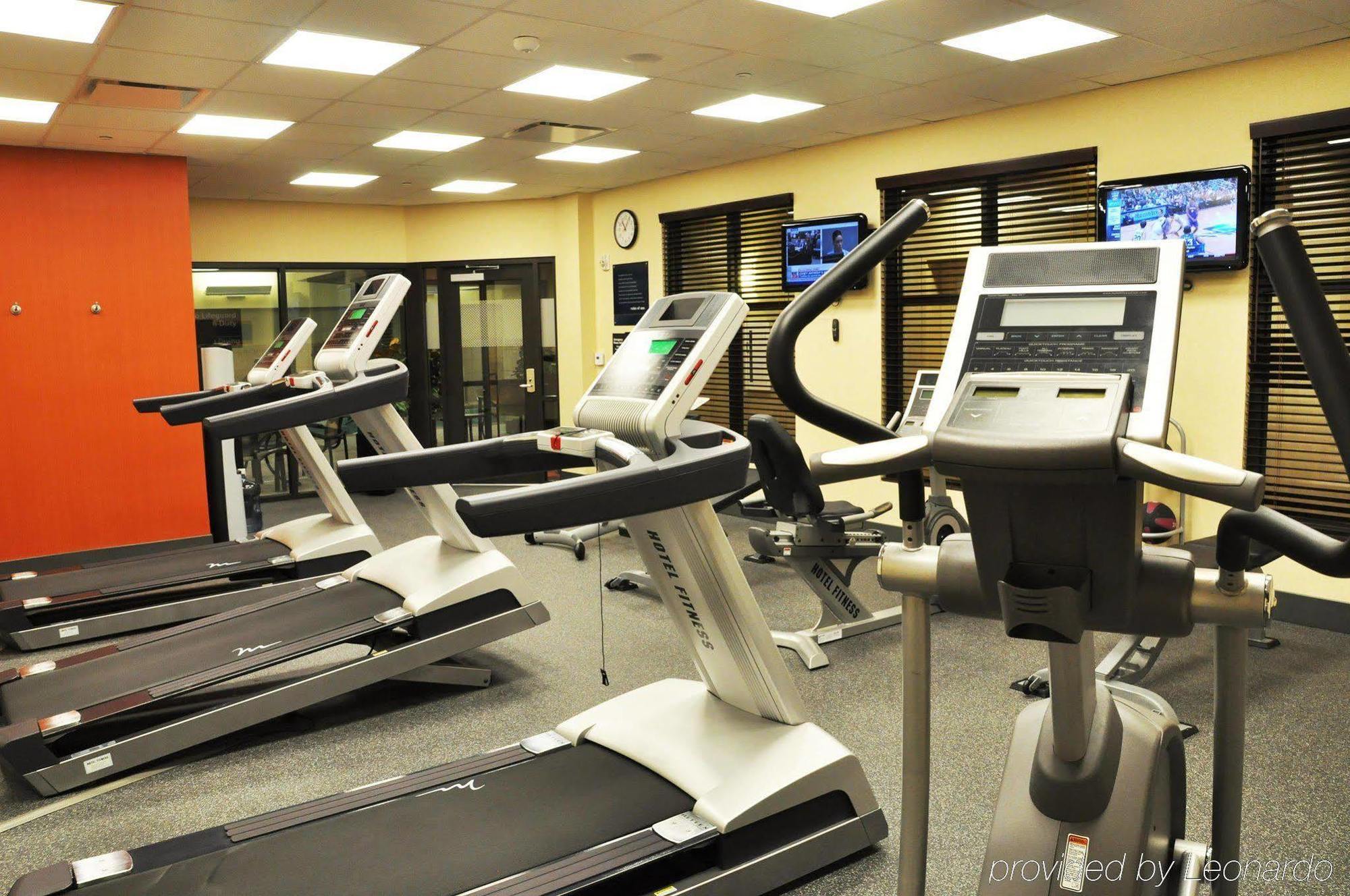 Hampton Inn & Suites Cincinnati / Uptown - University Area Удобства фото